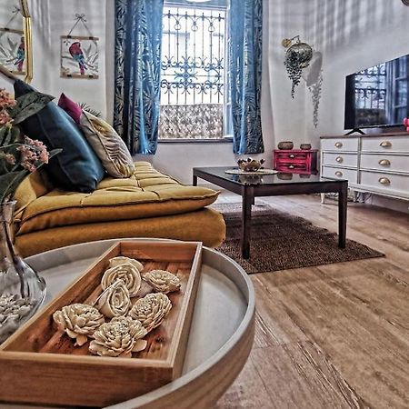 Apartamento A 2 Minutos De Plaza La Merced, Málaga Kültér fotó