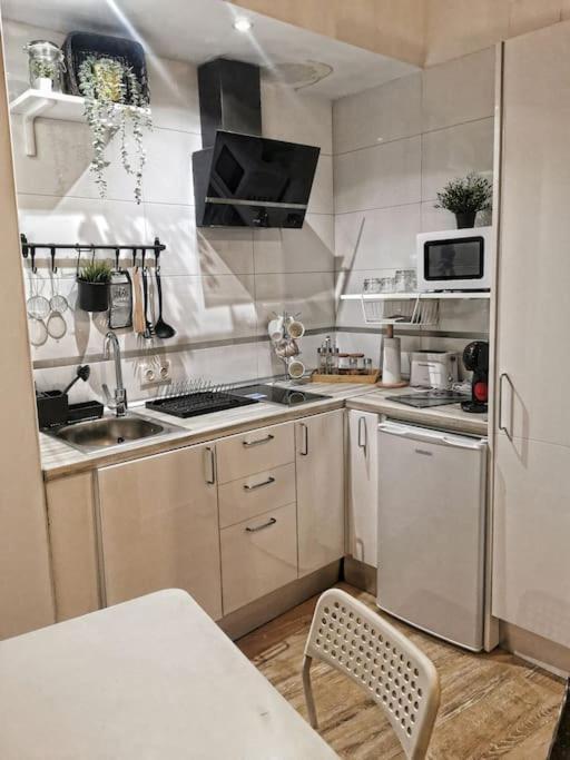 Apartamento A 2 Minutos De Plaza La Merced, Málaga Kültér fotó